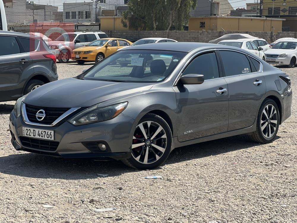 Nissan Altima